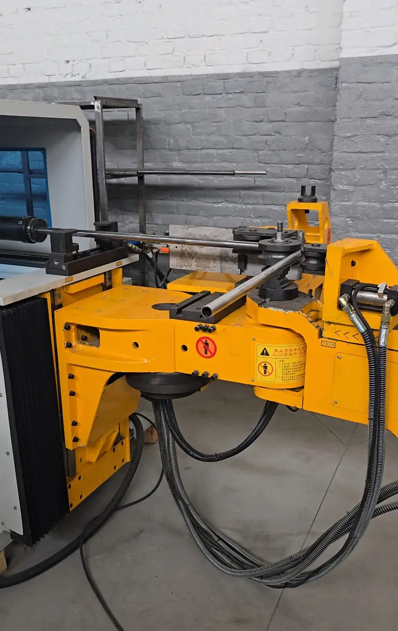 Вальцювання та гнуття труб